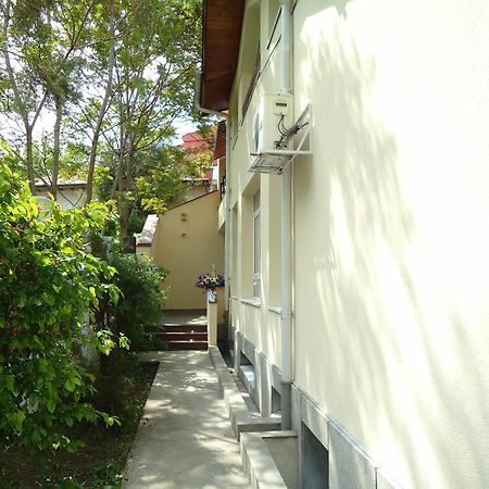 Central Villa Bucharest Exterior photo